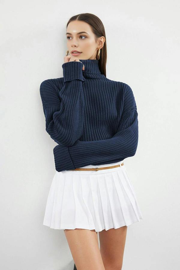 WOVCOR Crop Basic Knit Sweater