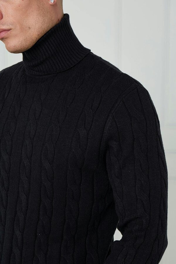 Men’s Cable Knit Turtleneck Jumper