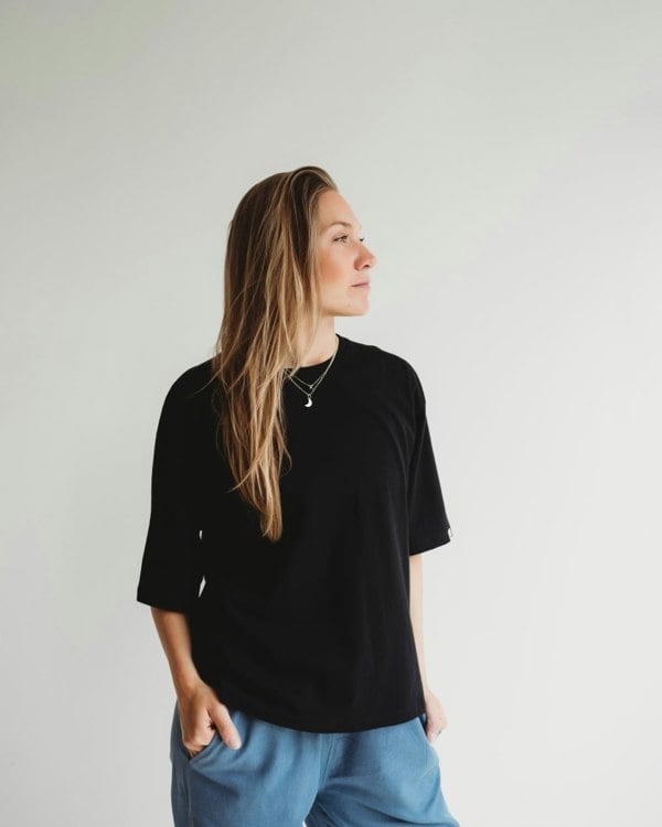 Elsie Black Oversized T-Shirt - image 3