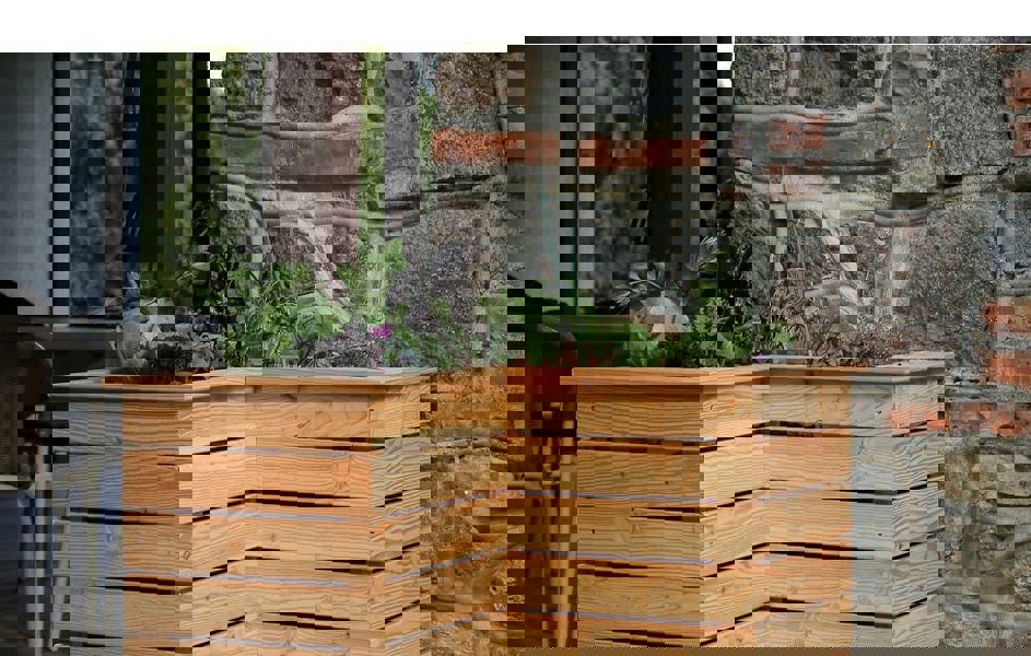 Tina Larch Planter - Best Shed