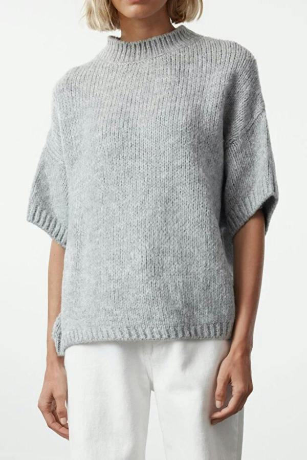 Hoxton Gal Oversized Soft-Touch Knit Sweater