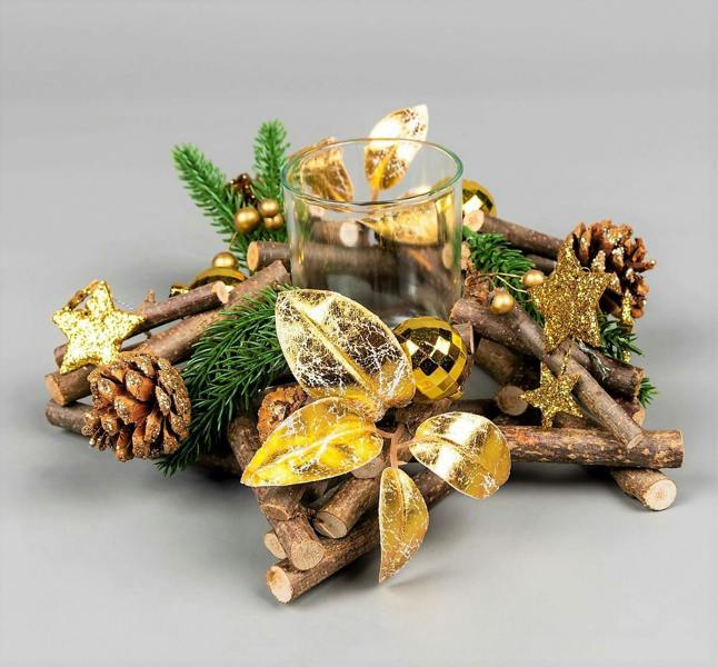22cm Rustic Wooden Star Tealight Candle Holder with Removable Glass Jar and Festive Red Decoration image 6