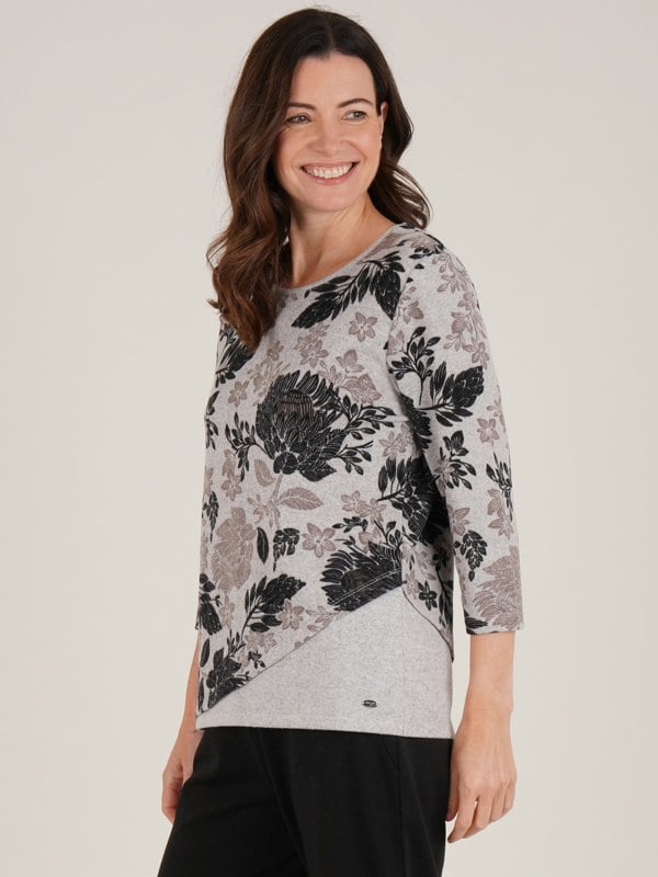 TIGI-Wear Printed Curved Hem Top