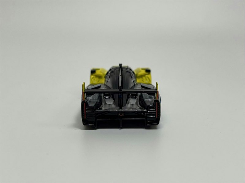 Mini GT Cadillac V series R #01 2023 IMSA Daytona 24 hrs Cadillac Racing 1:64 Mini GT MGT00708L