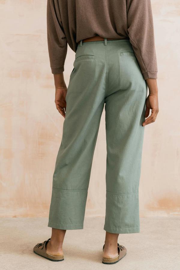 Lily & Me Clarissa Tapered Leg Cropped Trousers Laurel Green