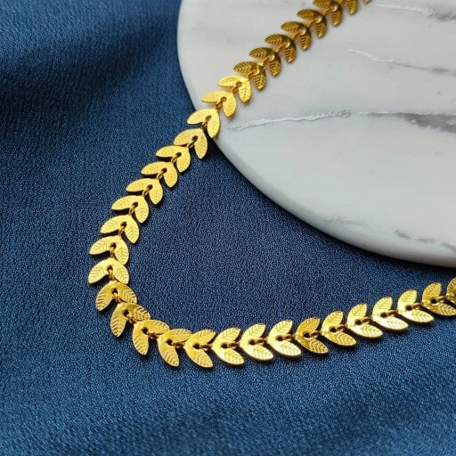 The Colourful Aura Golden Brass Solid Leaf Minimalist Boho Thin Slim Foot Payal Anklet