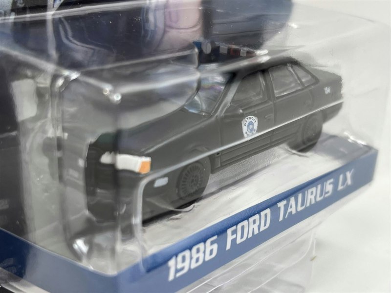 robocop 1986 ford taurus lx 1:64 scale greenlight 44940d