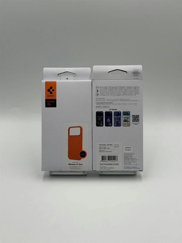 Spigen Silicone Fit Case with MagSafe for iPhone 17 Pro 6.3" Cosmic Orange - ACS11379