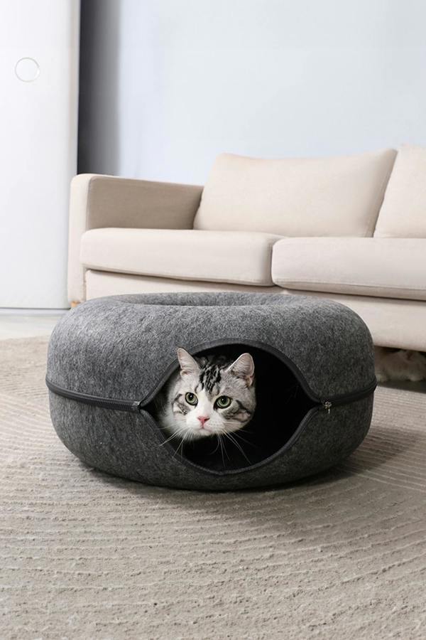 Dark Gray Round Felt Cat Tunnel Bed