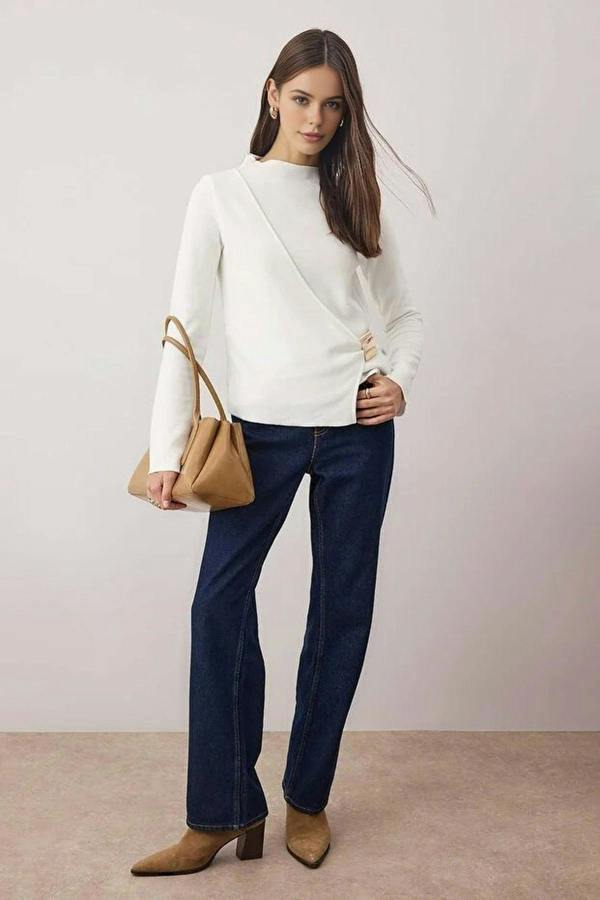 WOVCOR Accessory Detailed Wrap Long-Sleeved Knitted Blouse