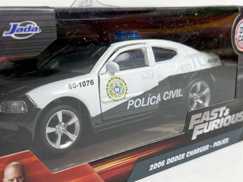 Jada Fast and Furious 2006 Dodge Charger Police 1:32 Scale 33666