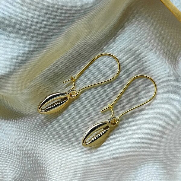 The Colourful Aura Long Silver Cowrie Sea Shell Charm Mermaid Beach Boho Dangle Dainty Earrings - Gold - Gold
