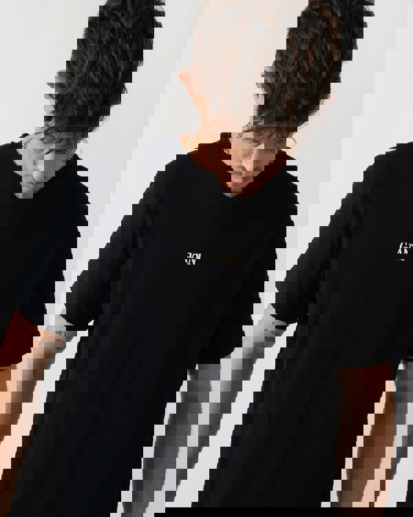 GANT Small Graphic Short Sleeve Mens T-Shirt - 5 Black