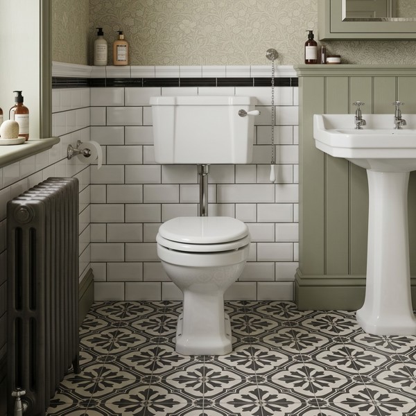 Bemis Chicago White Wood Toilet Seat