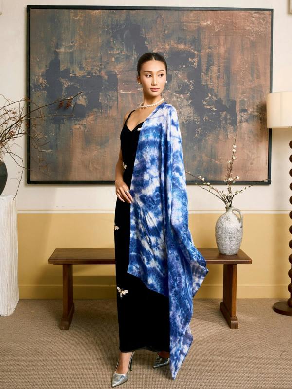 Indigo Shibori Silk Scarf – Hand-Dyed Mulberry Silk, Headscarf & Evening Wrap
