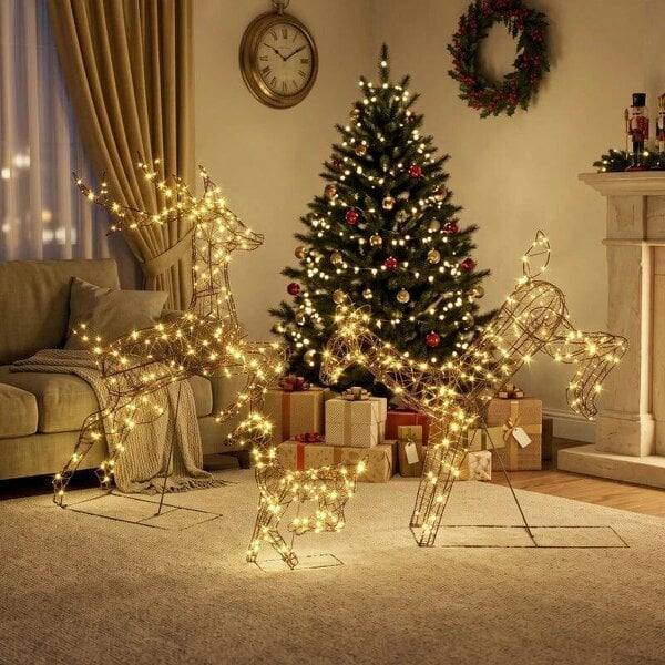 Bobobiy 3-Piece Light Up Deer Family Set of 3, Lighted Reindeer Christmas Decorations Outdoor with 200 LED Lights, Brown