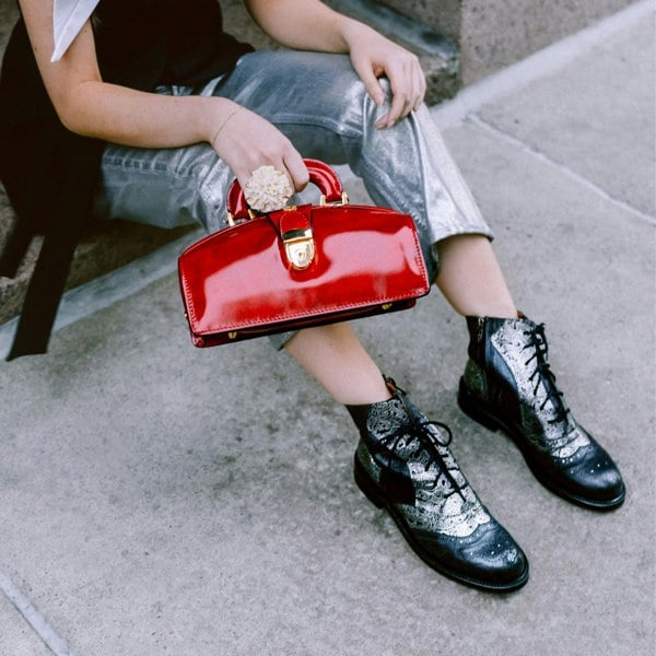 Embassy London Gazelle - Red - Top handle Italian leather bag with gold tone hardware