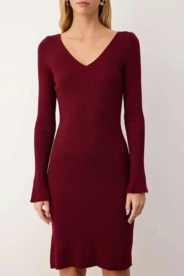 WOVCOR V-Neck Mini Bodycon Knit Dress