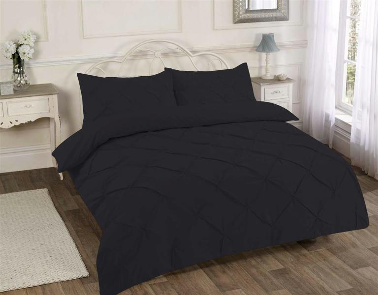 Alexander Pintuck Black 2719 Duvet Cover Set