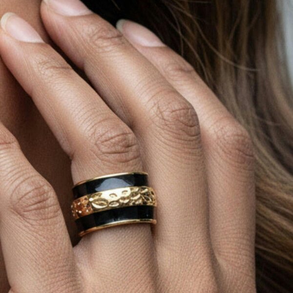 Uchi & Soto Kin Black and Gold Ring