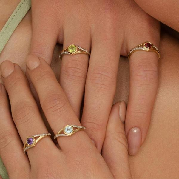 Gemondo Geometric Hexagon with Prong set Round Garnet and Diamond Ring in 9ct Yellow Gold
