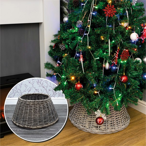 St Helens Christmas Wicker Tree Skirt, Large