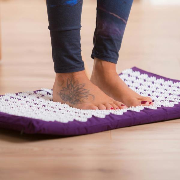 White Lotus Beauty Acupressure Mat and Pillow Set Award Winning 