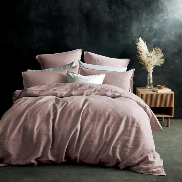 Lazy Linen Bedding Bundle - Duvet Cover, Pillowcase Pair + Fitted sheet - Mellow Pink