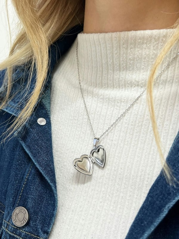 SVNX Large Heart Pendant Locket Necklace in Silver Colour - Gift Boxed