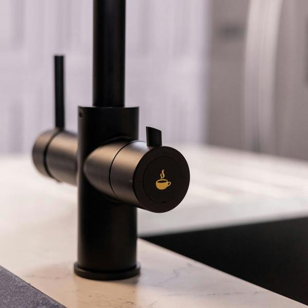 Flode tre | 3 in 1 Boiling Water Tap | Matt Black Finish