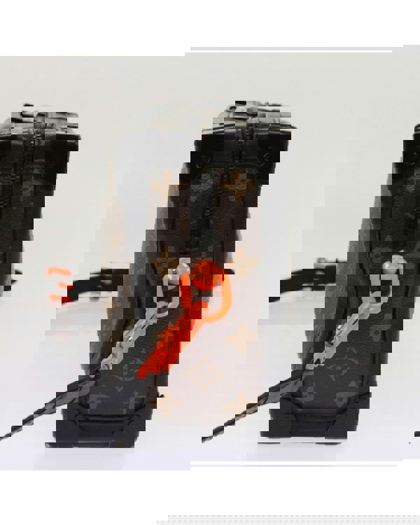 163284425.jpg