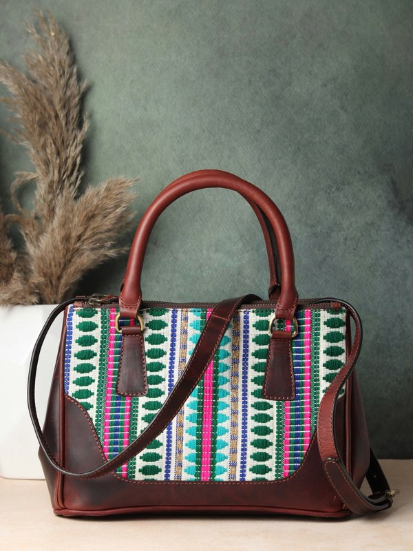 Aleah Kilim Crossbody Bag - DÖTCH CLUB