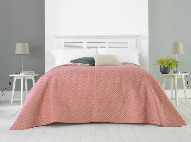 Eve Blush Bedspread
