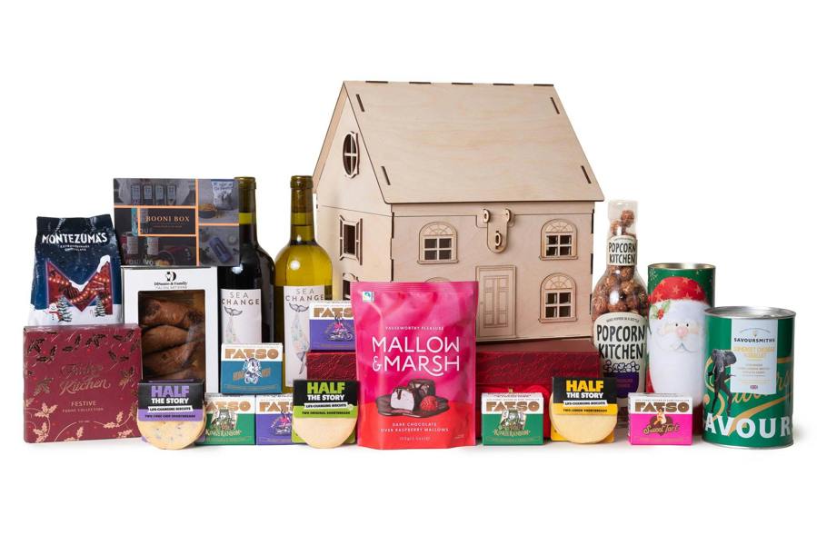 Booni Box The Christmas Party Wine and Savoury Treats Gift Set