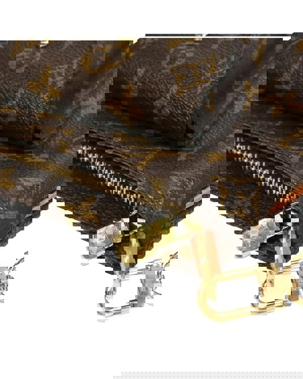 221852061.jpg
