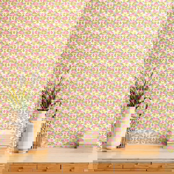 Hoopla Walls Retro Flower - Rose & Apple 10m Wallpaper