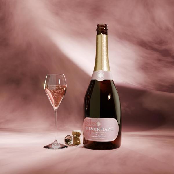 Silverhand Silver Reign Rosé Single Lifestyle
