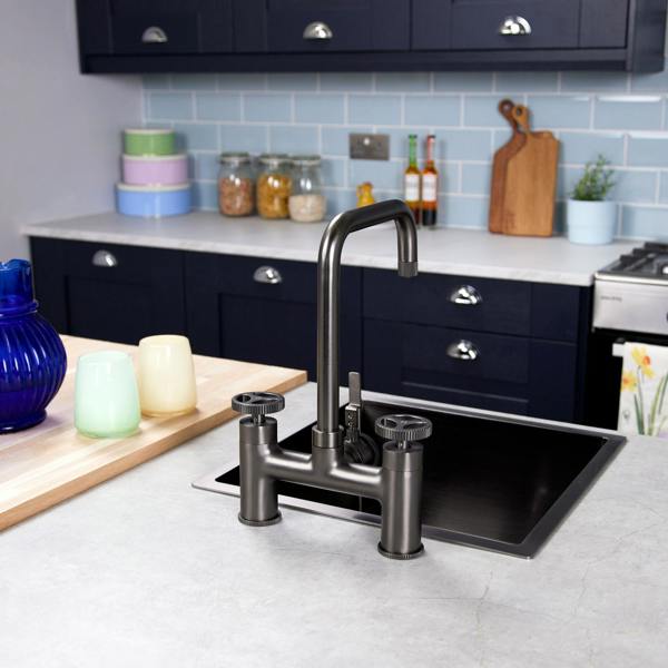 Flode kraft | Industrial Bridge Style 3 in 1 Instant Boiling Tap | Gun Metal Finish