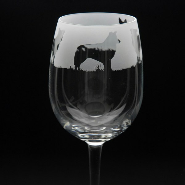 Glyptic Glass Art Border Collie Dog Crystal Wine Glass - Hand Etched/Engraved Gift