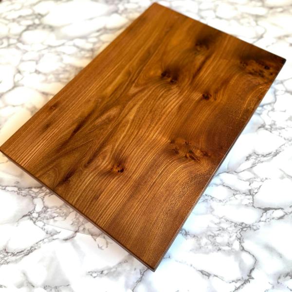 Giraffes & Craftz Pippy Elm Chopping Board - Handmade Elm Butcher Block