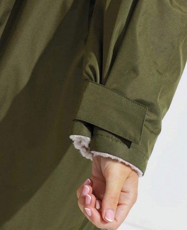 TriDri Adult TriDri Insulated ¾ Length All-Weather Robe Dry Robe {TR800}