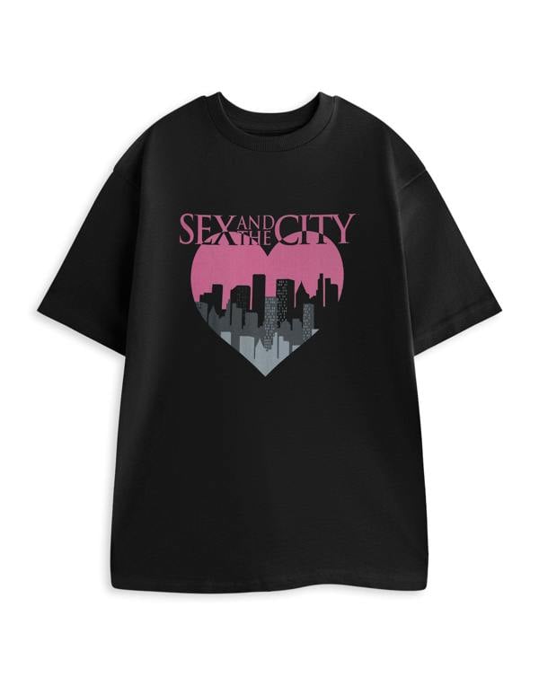 Sex and the City Womens Black Heart Landscape Short Sleeved T-Shirt
