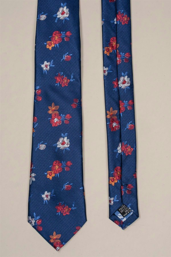 CV809 patterned tie