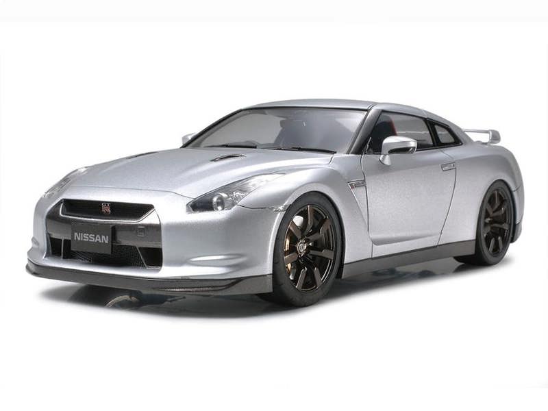 Tamiya Nissan GT-R (1:24 Scale)