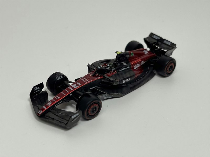 Mini GT Alfa Romeo F1 Team Kick C43 #24 2023 Australian GP Zhou Guanya 1:64 Mini GT MGT00728L