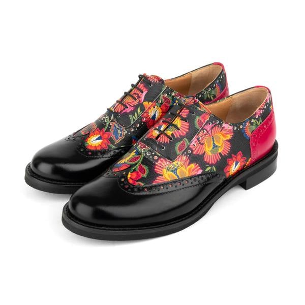 Embassy London Vivienne - Black & Red Flowers - Women's oxford lace-up shoe with brogue details