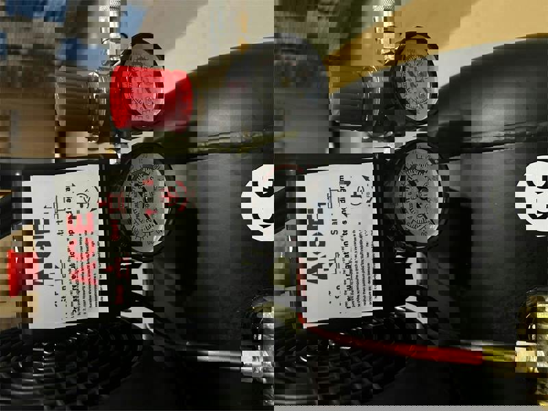 Heavy Duty Electric Air Compressor 50L 250LPM 8 BAR / 115PSI (3HP 2.2KW Portable Garage Workshop)