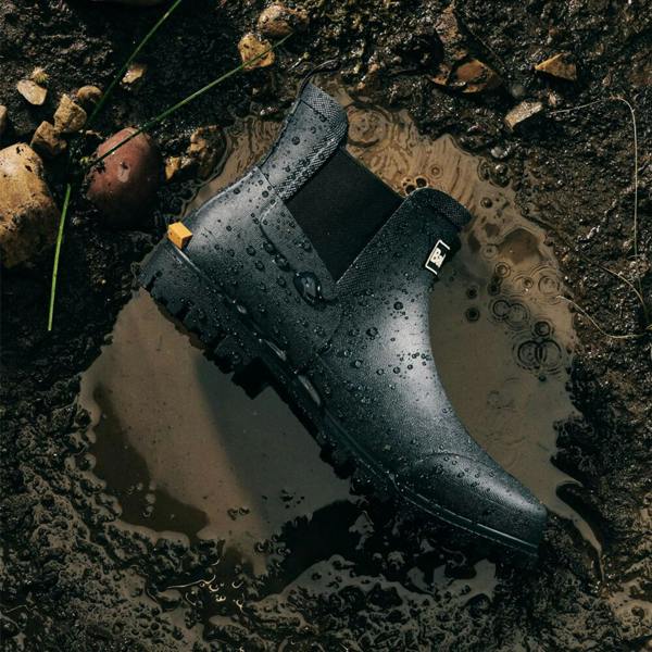 Barbour ANDALE CHELSEA Wellingtons   in  Navy