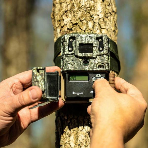 Browning Command Ops Elite 40 Trailcam