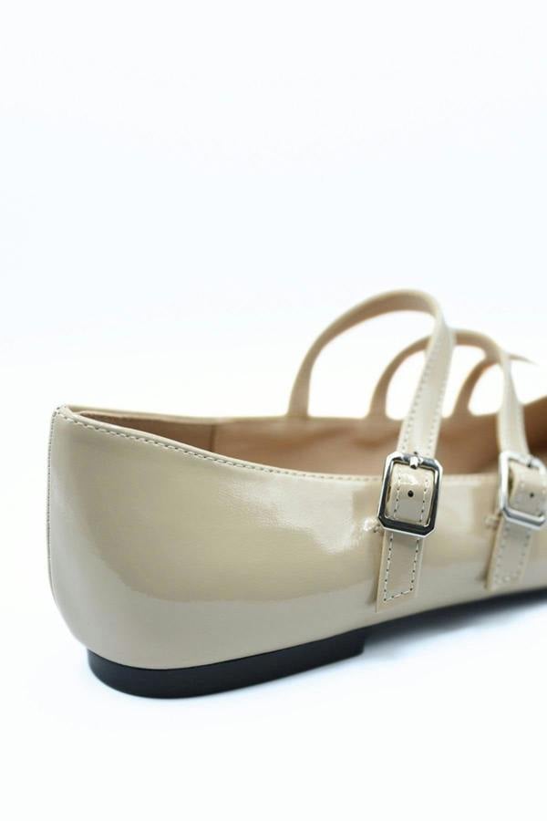 Gwen Strappy Buckle Detail Flat Shoes - Beige
